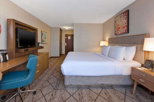 Crowne Plaza Columbus North - Worthington by IHG in Columbus, USA