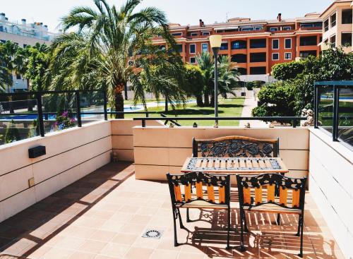  Apartamento con Terraza Sur in Denia