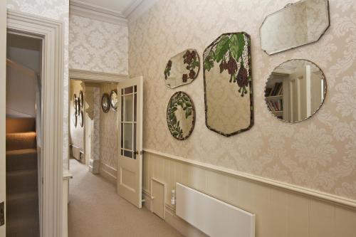 Tesis özellikleri, Lilac Rose Boutique Bed and Breakfast in Merivale