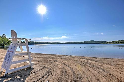 Cozy Arrowhead Lake Escape with Deck Walk to Beach! - image 6