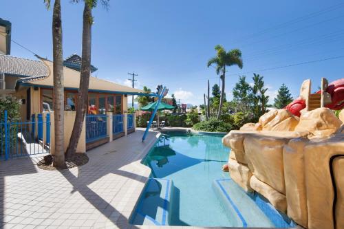 Плувен басейн, Cairns Southside International in Кeрнс