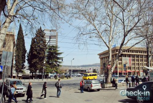 Check-In Hotel – Tbilisi, MA