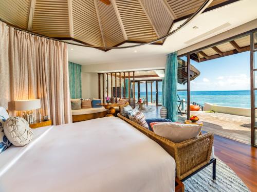 Ocean Suite with Private Pool image 3