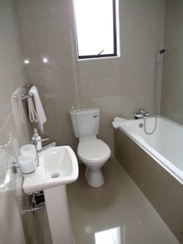 2 bedrooms house in heart of Kalundu