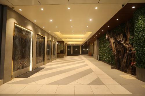 مدخل, Hotel cliffton in أنديرى ويست