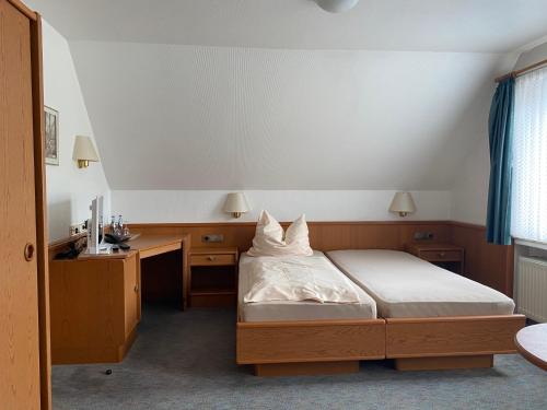 Meyers Gasthof 2.9km von Hemsbünde entfernt