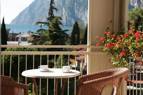 Hotel Savoy Palace - TonelliHotels in Riva Del Garda