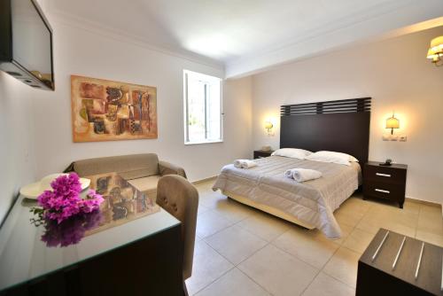 Mistral Hotel - main image