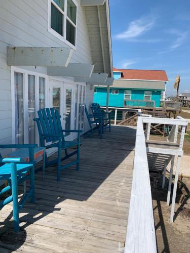 Salty Poodle Cottage in San Luis Island (TX)