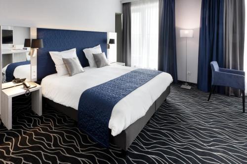 1 queen bed