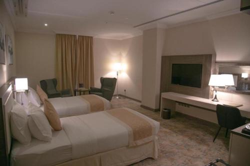 Guestroom, Hayat Al Riyadh Hotel near National Museum of Saudi Arabia