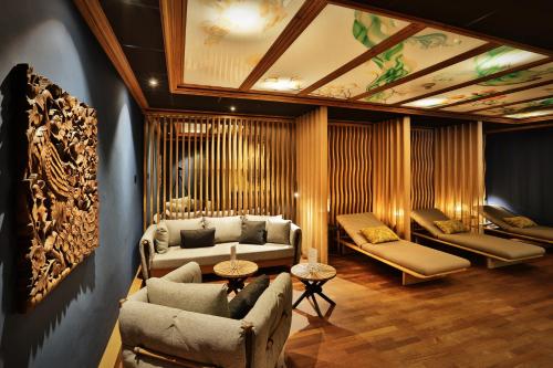 289716176 ERMITAGE Wellness- & Spa-Hotel