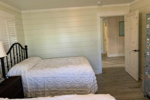 Lagoon Starr by Meyer Vacation Rentals