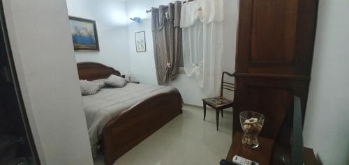 1 queen bed