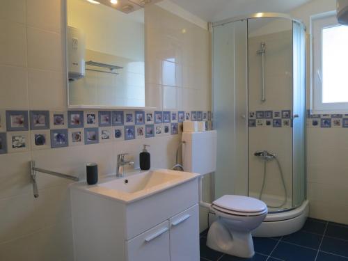 Apartment Prejac by the beach - image 7