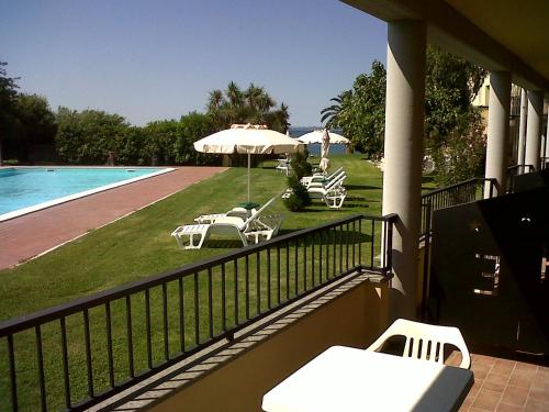 Triple Room with Pool View