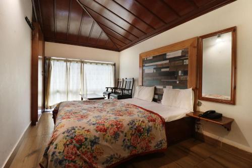 Hotel Himalayan Club in Jhula Ghar