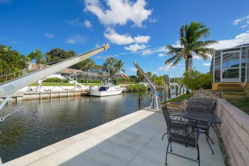 All-New Minutes to Siesta Beach Shopping & More! - image 7