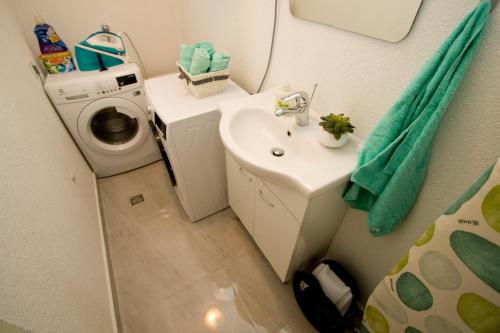 Two-Bedroom Apartment image 8