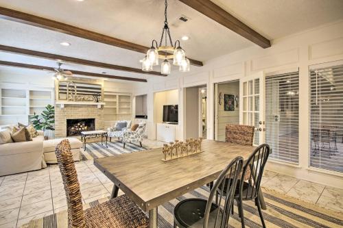 Quiet West Houston Home with Patio, Walk to Shops! in Houston, USA