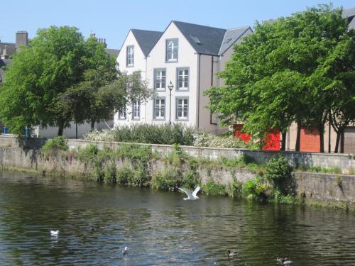 Picture of Luxury Riverbank Apartment, Nairn