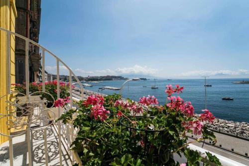 Seaside Caracciolo in لونجوماري كاراتشولو