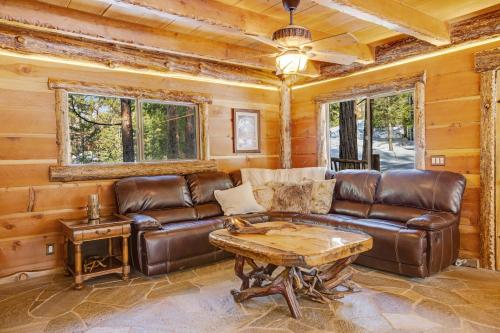 Captains Quarters - image 3