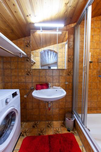 Fürdőszoba, Appartement Gimpl in Fusch an der Glocknerstrasse