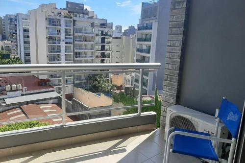 One-Bedroom Apartment image 9