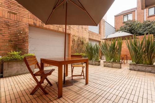 289790379 Hotel bh La Quinta