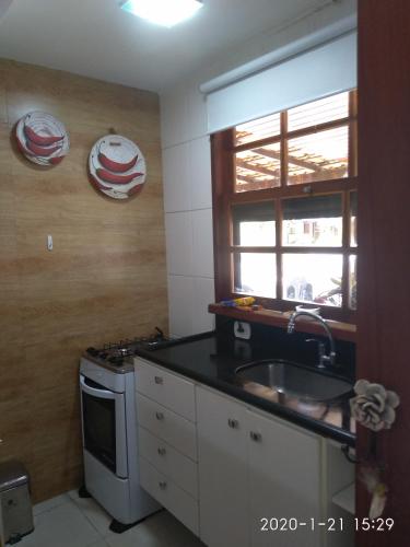 Casa em condominio canto direito de Geriba