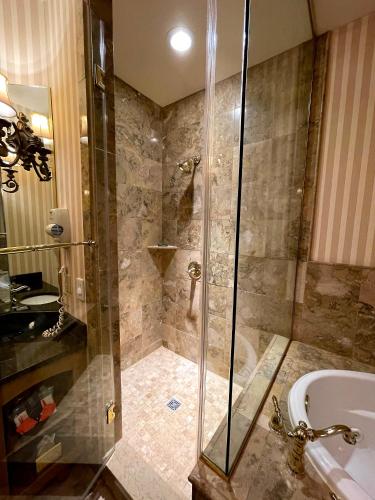Celebrity Boutique Hotel – Deadwood, SD