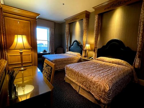 Celebrity Boutique Hotel – Deadwood, SD