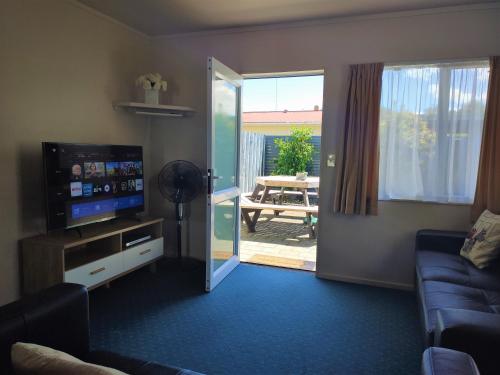 Two-Bedroom Apartment with Spa Bath