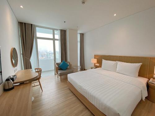 HAI AU BIEN CUONG in Quy Nhon City Center