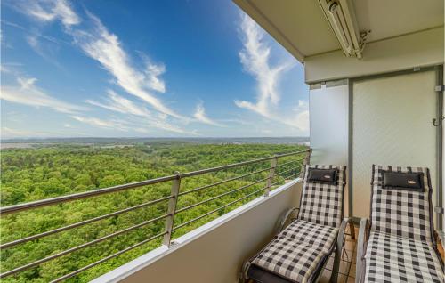 Nice Apartment In Timmendorfer-strand With Wifi, Outdoor Swimming Pool And Heated Swimming Pool