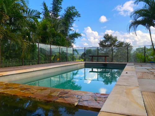 THE GOLDEN RETREAT POOL HOUSE