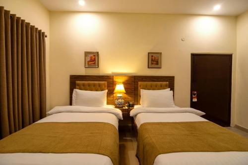 Hotel One Lalazar Multan image 18