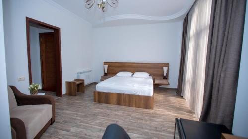 Royal Venezia Hotel – Batumi, IL