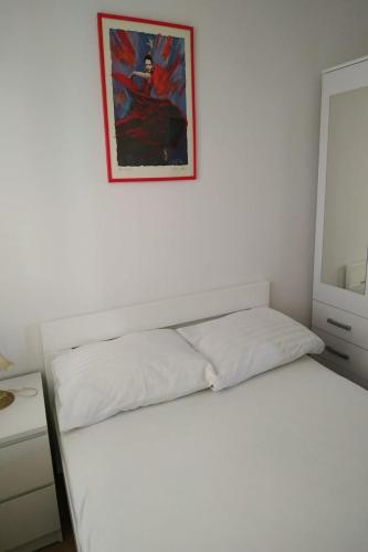 Slamo Apartments