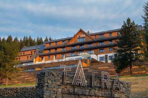 Grandhotel Tatra - Hotel - Velké Karlovice