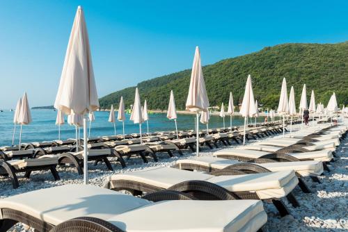 Strand, MASLINICA Hedera Hotel in Rabac