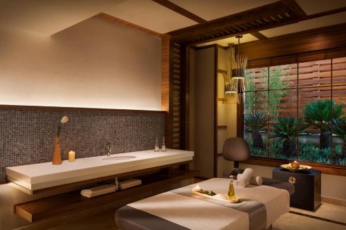 래디슨 블루 호텔 & 스파, 이스탄불 투즐라 - 마사지