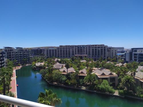 One Bedroom Apartment - fully equipped Waterfront based - image 4