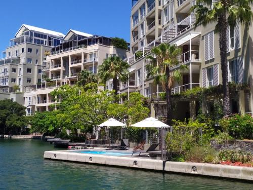One Bedroom Apartment - fully equipped Waterfront based - image 7