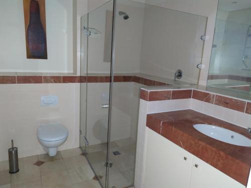 Two Bedroom Apartment - fully furnished and design - image 10