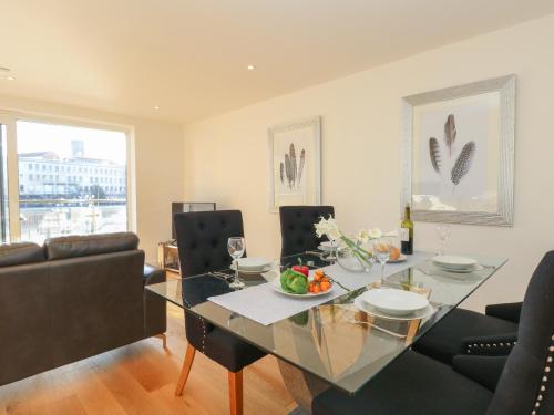 Picture of Harbourside Haven Apartment 2