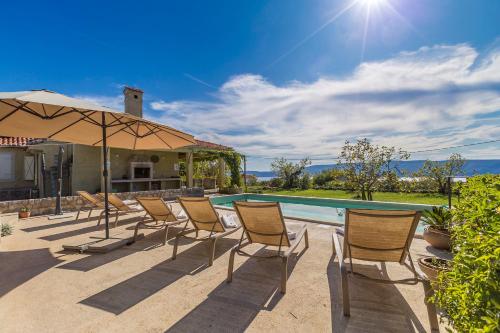 Holiday house TRSJA, Krk