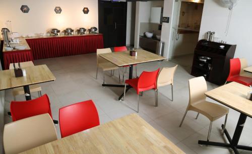 Restaurant, Lavender Infopark Kochi in Kakkanad