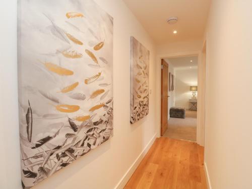 Harbourside Haven Apartment 4 - image 13